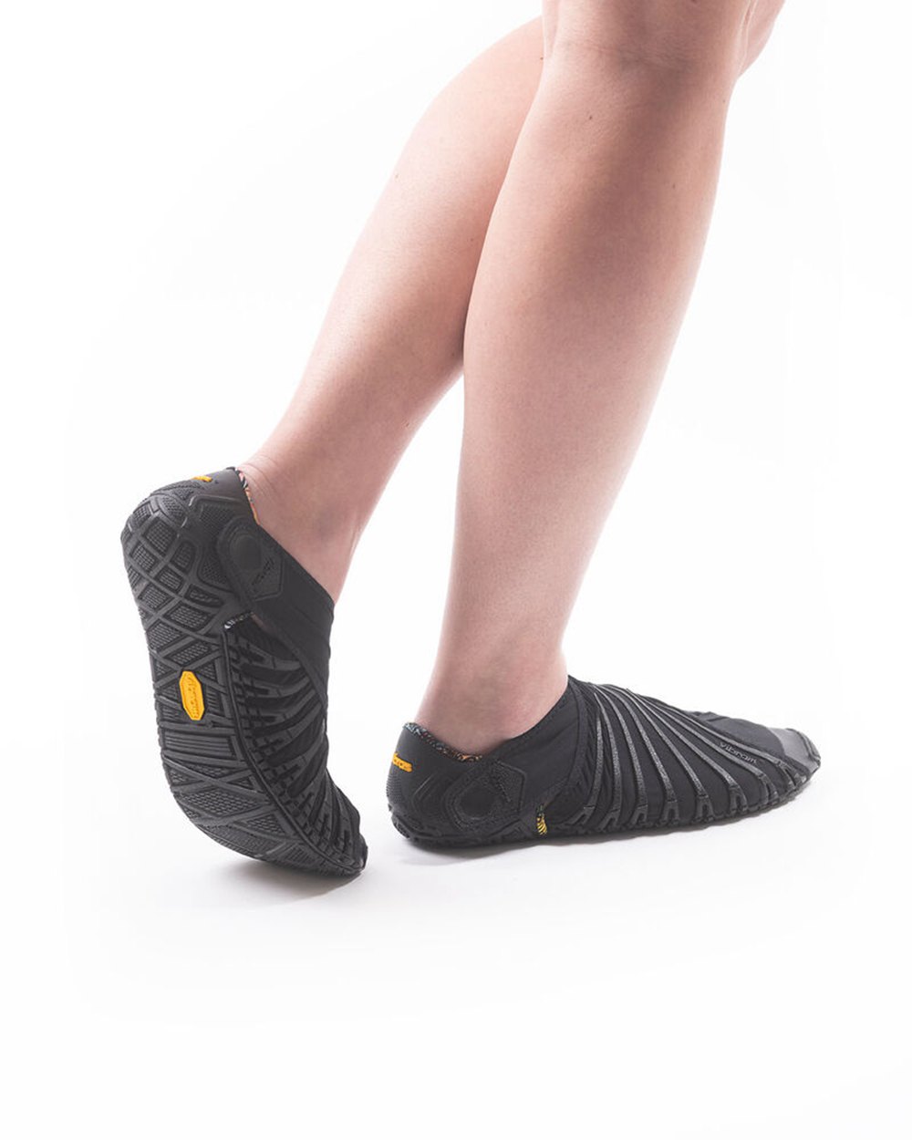 Vibram Furoshiki Womens Shoes - Black - Low - 96728-AEQG